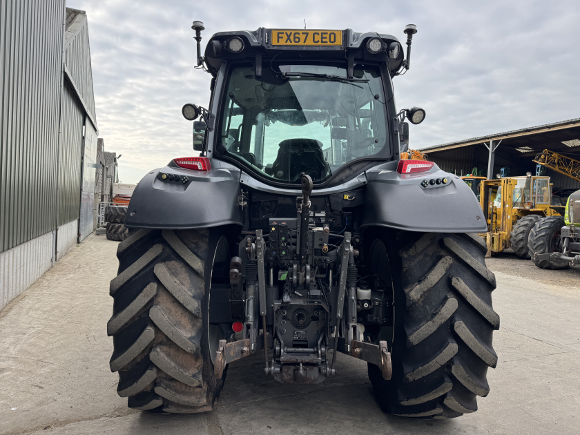 Valtra  (2017) Tractor 