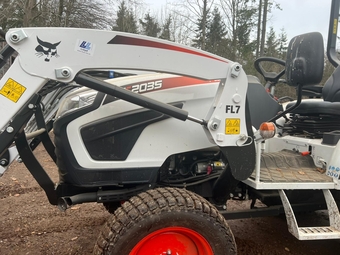 Bobcat CT2035 () Tractor