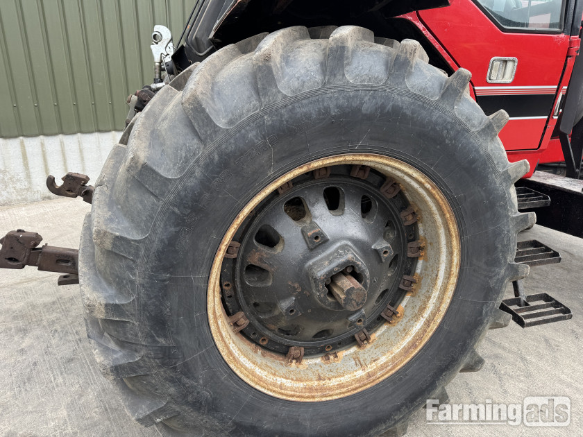 {CATEGORY} - Other  (1984) Tractor