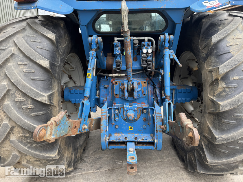 {CATEGORY} - Ford  () Tractor