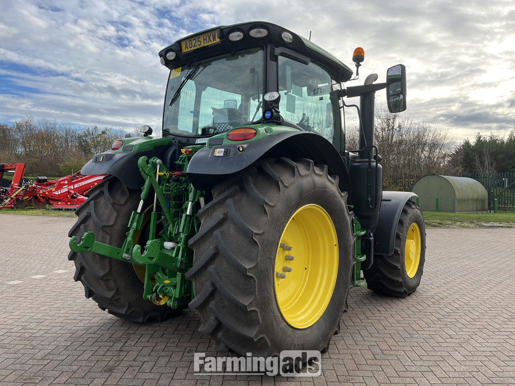 John Deere 6R 185 (2025) Tractor - {CATEGORY}