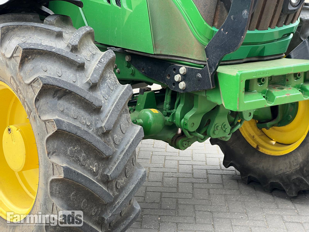 John Deere 6130R () Tractor