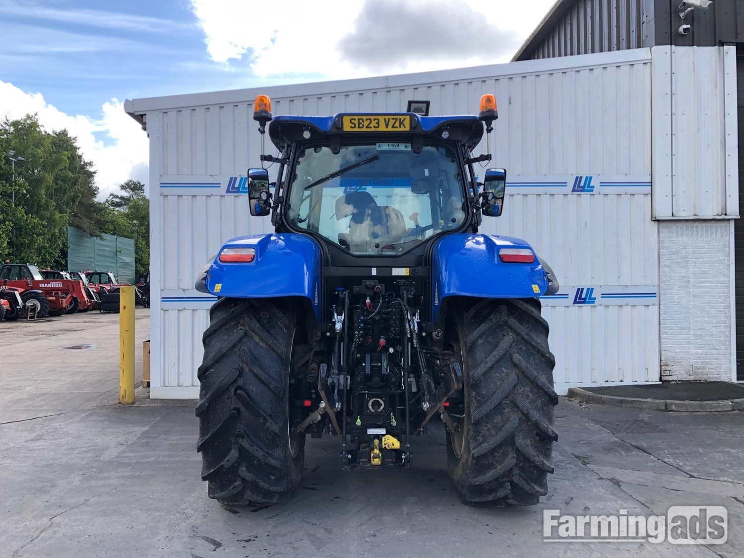 Other T7.210 () Tractor - {CATEGORY}