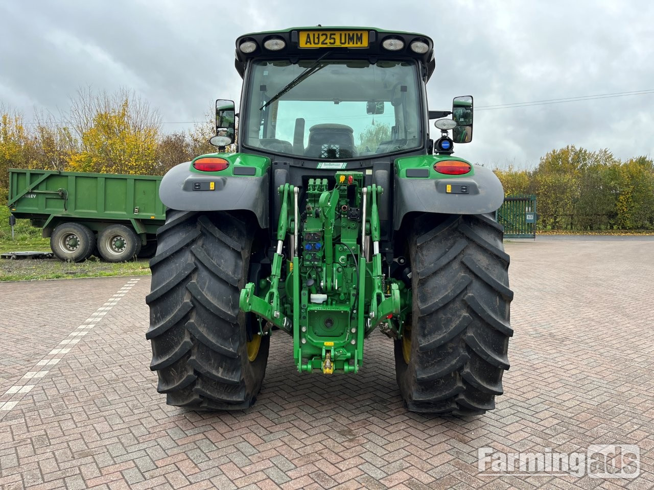 John Deere 6R 185 (2025) Tractor - {CATEGORY}