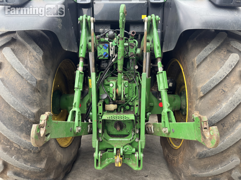 {CATEGORY} - John Deere  (2018) Tractor