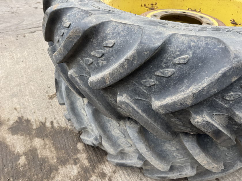 John Deere  () Tractor 