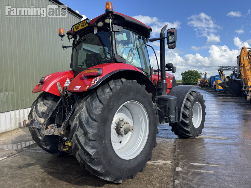 Case IH  (2017) Tractor - {CATEGORY}