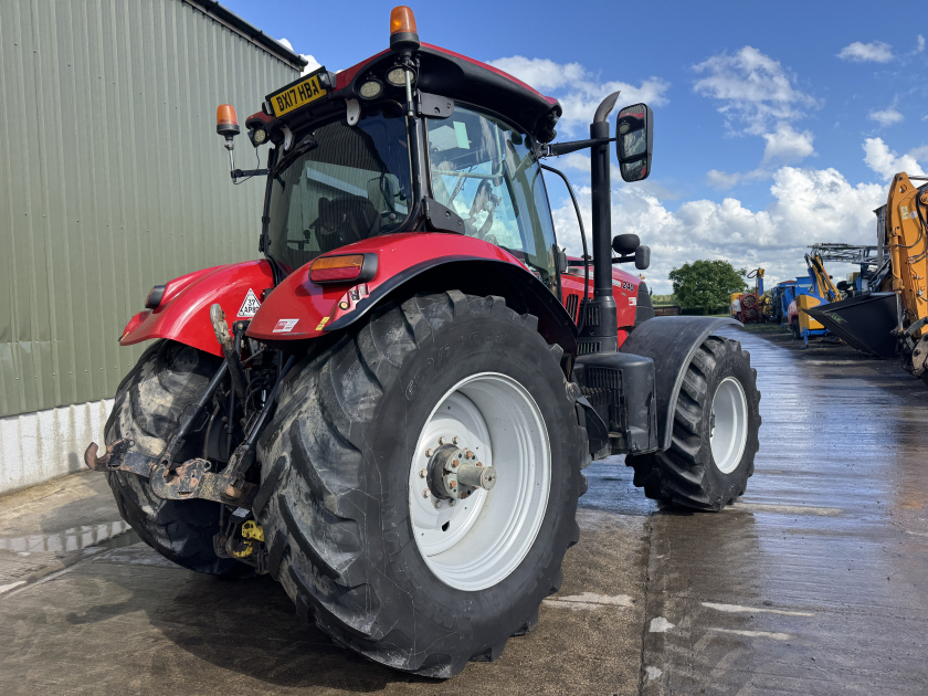 Case IH  (2017) Tractor - {CATEGORY}