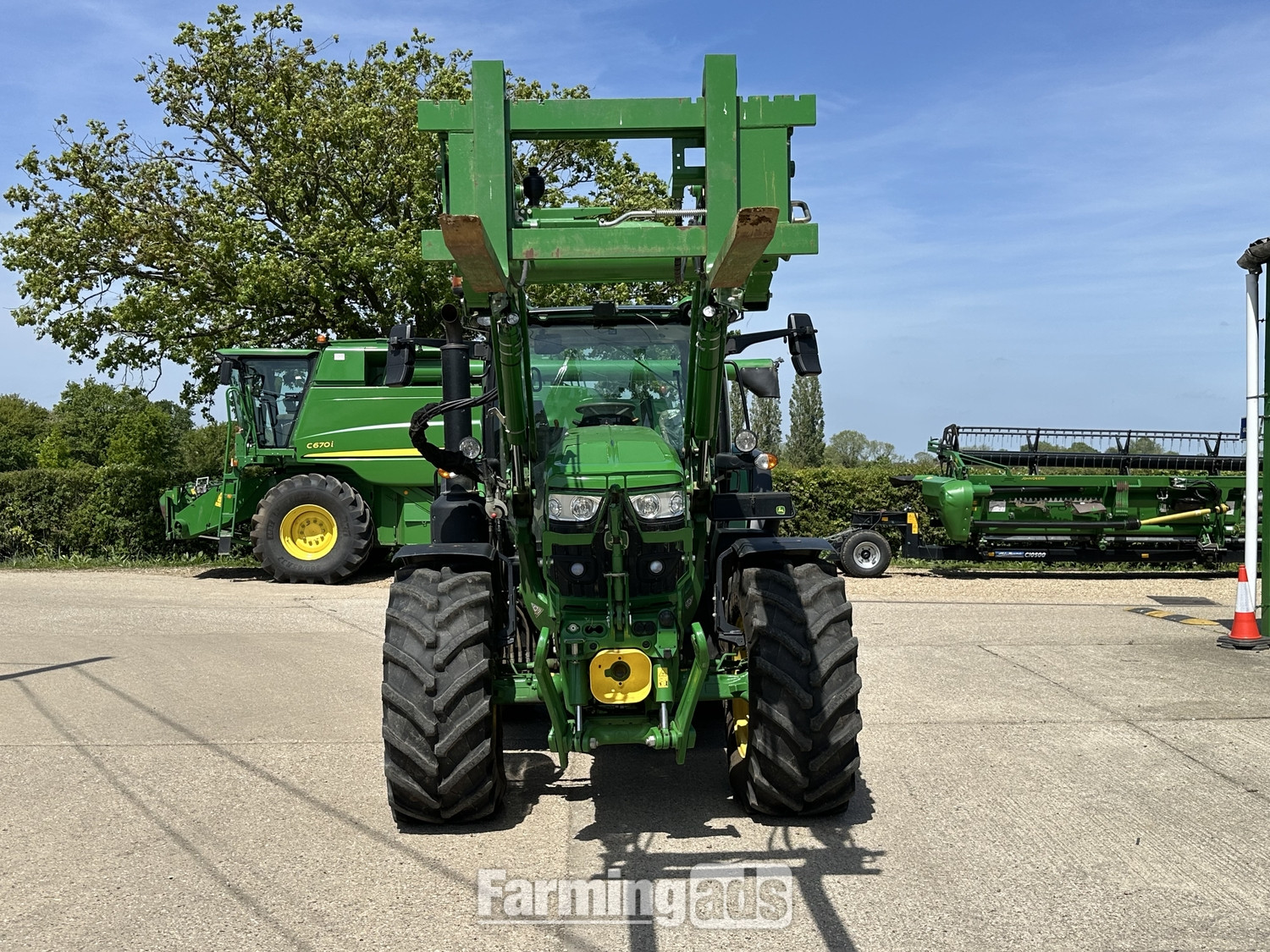 John Deere 6R 155 (2023) Tractor