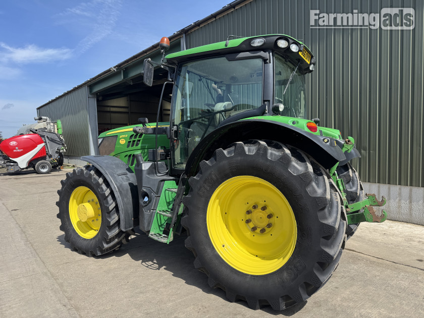 John Deere  (2016) Tractor