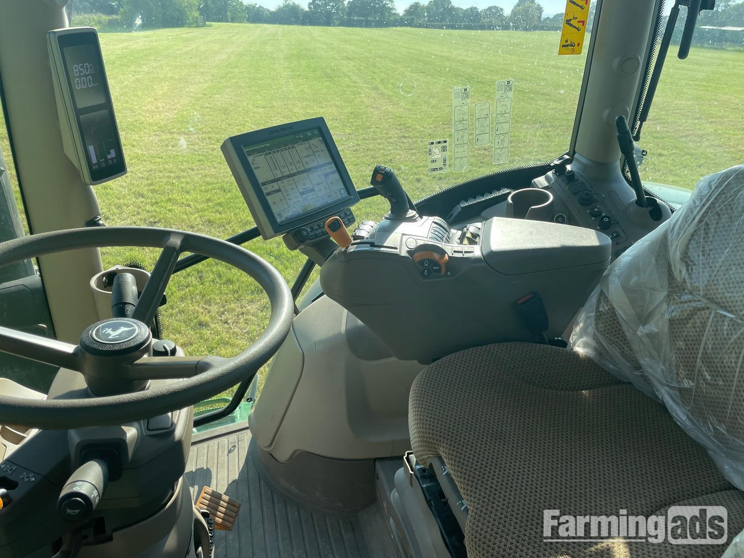 John Deere 6R 185 (2023) Tractor 