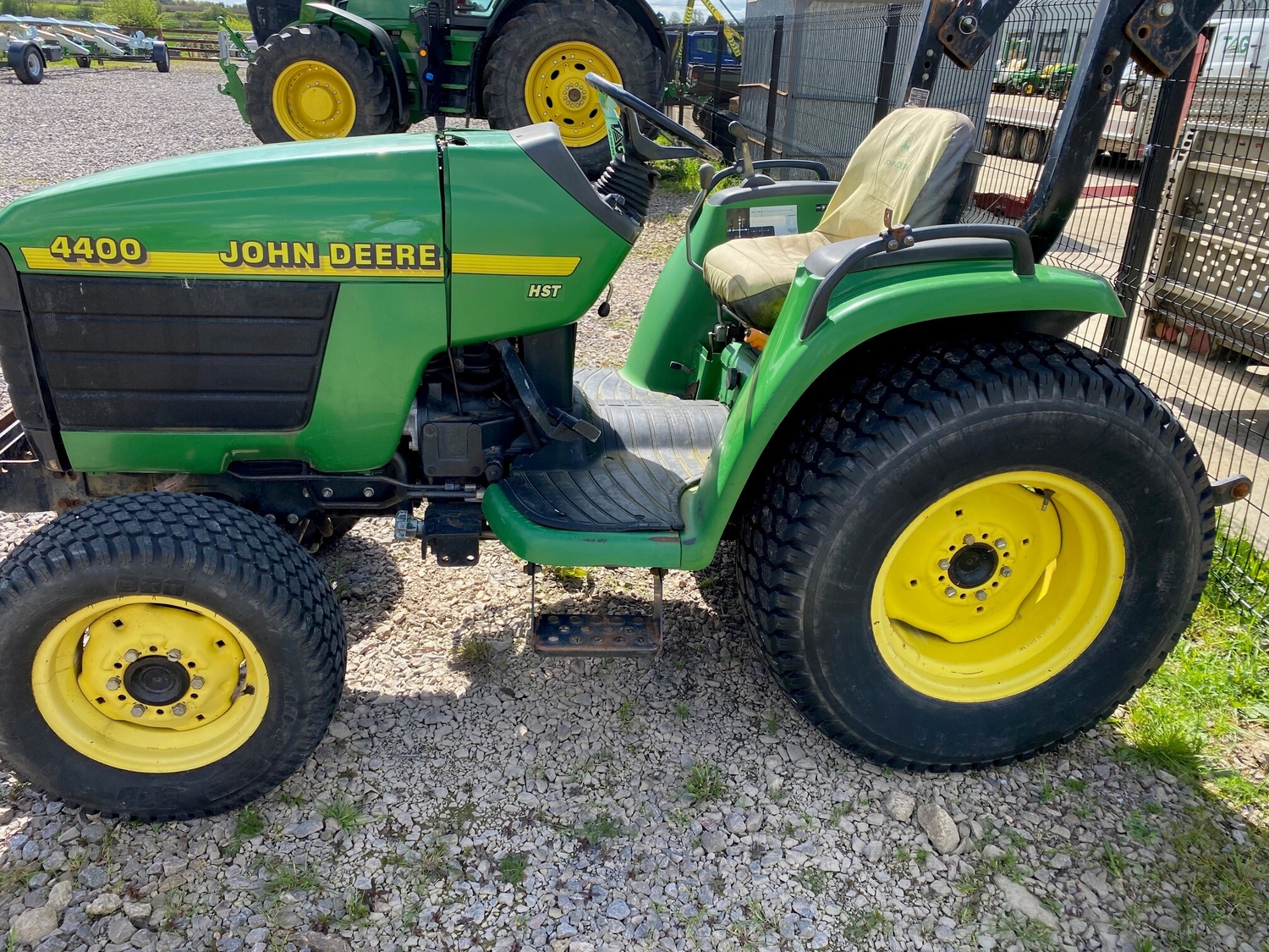 {CATEGORY} - John DeereTractor