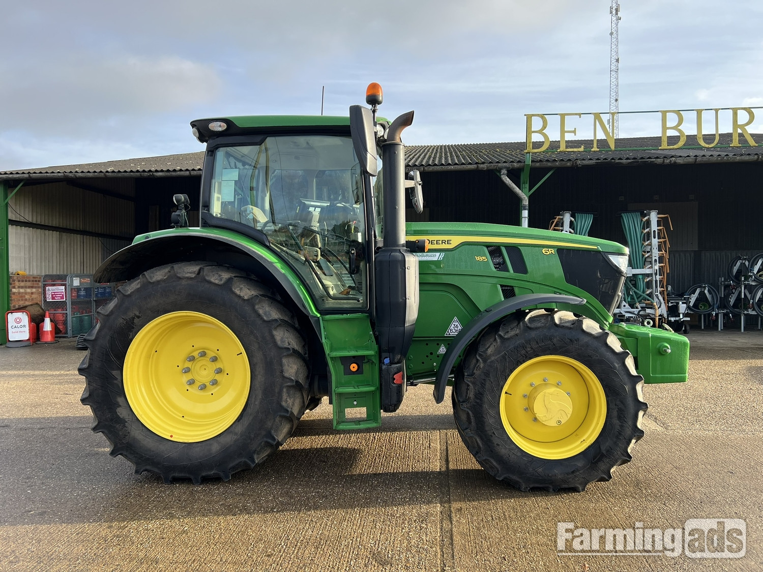 John Deere 6R 185 (2024) Tractor - {CATEGORY}