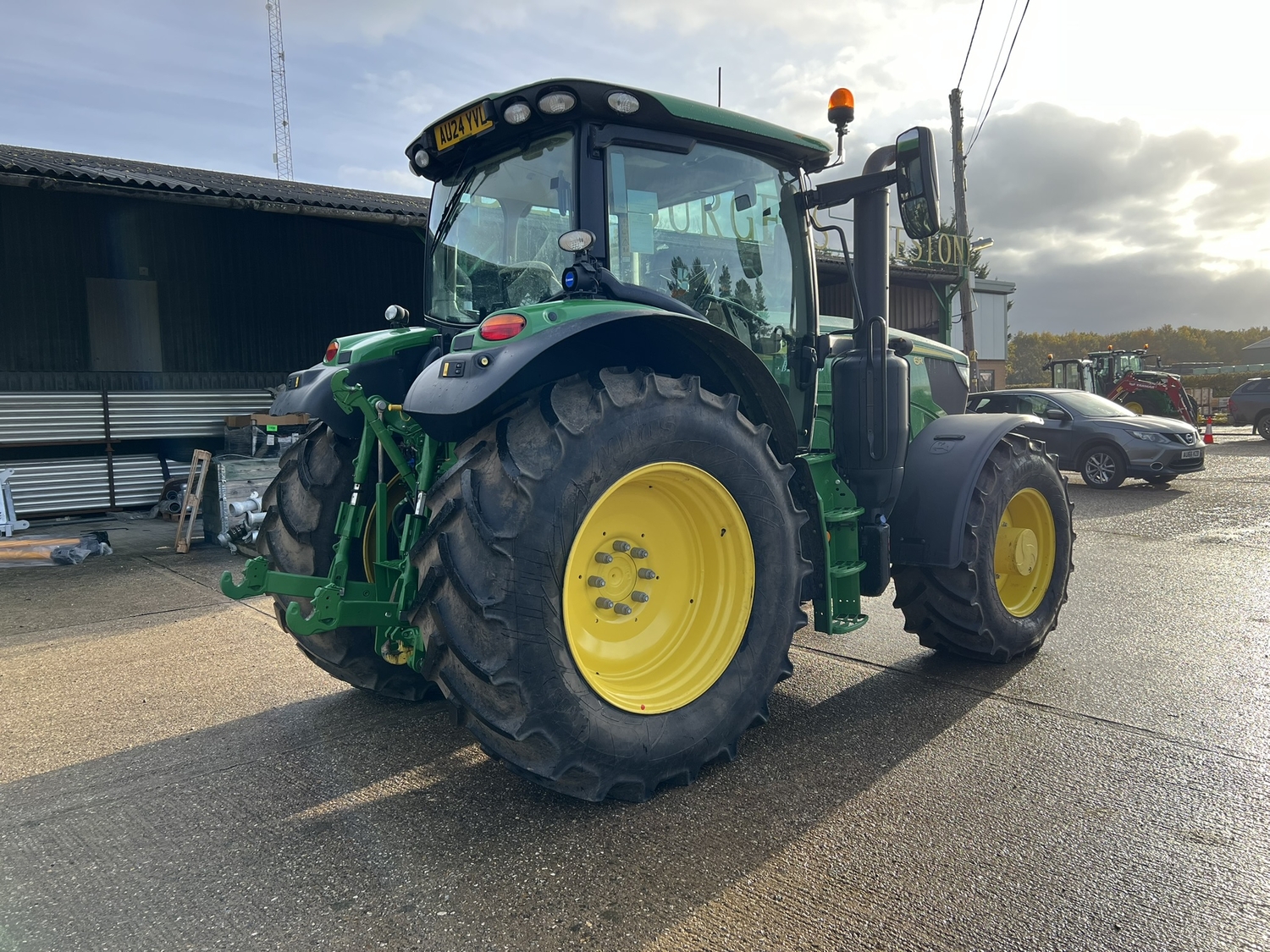 John Deere 6R 185 (2024) Tractor - {CATEGORY}