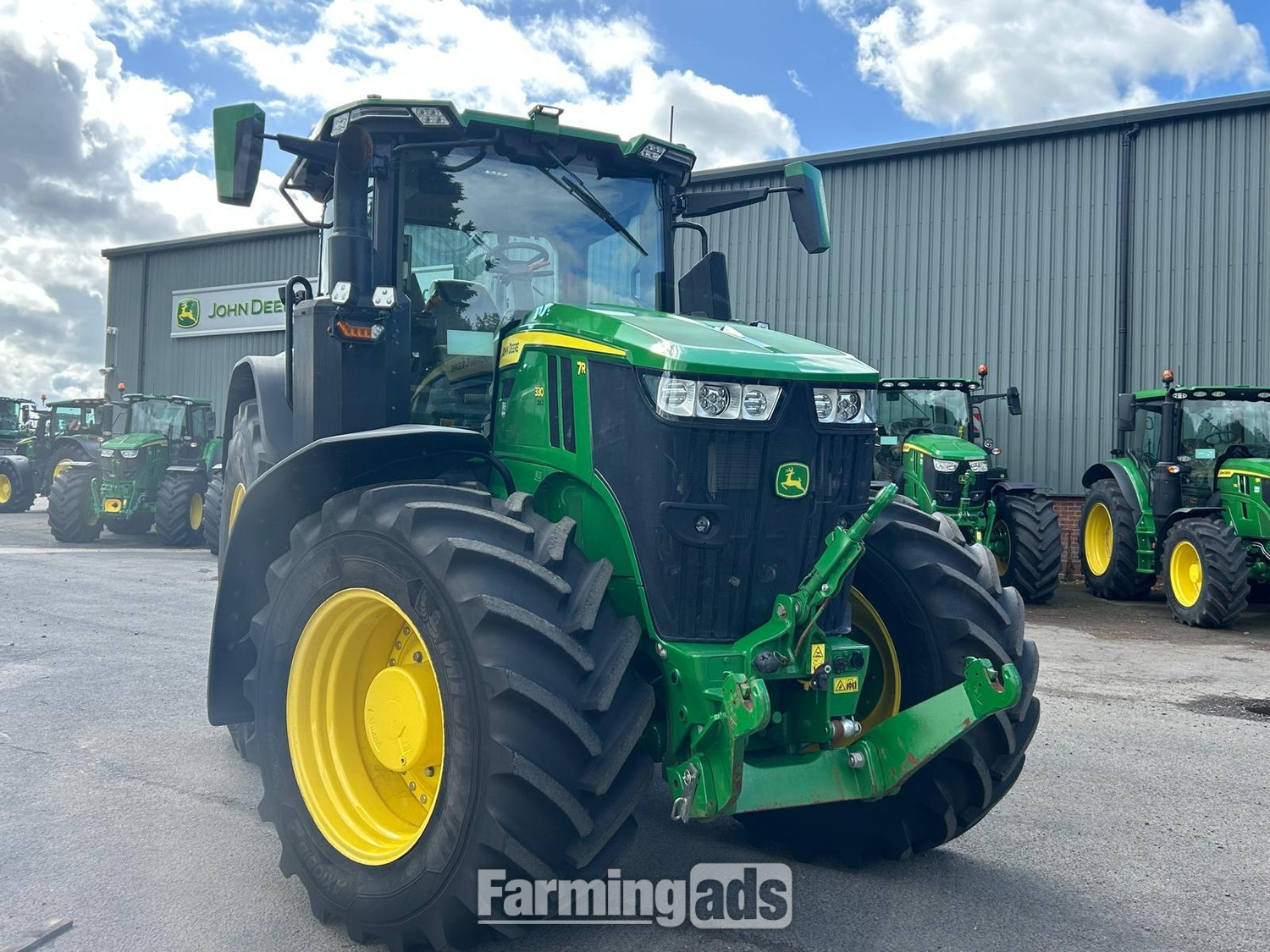 {CATEGORY} - John Deere 7R 330 (2022) Tractor