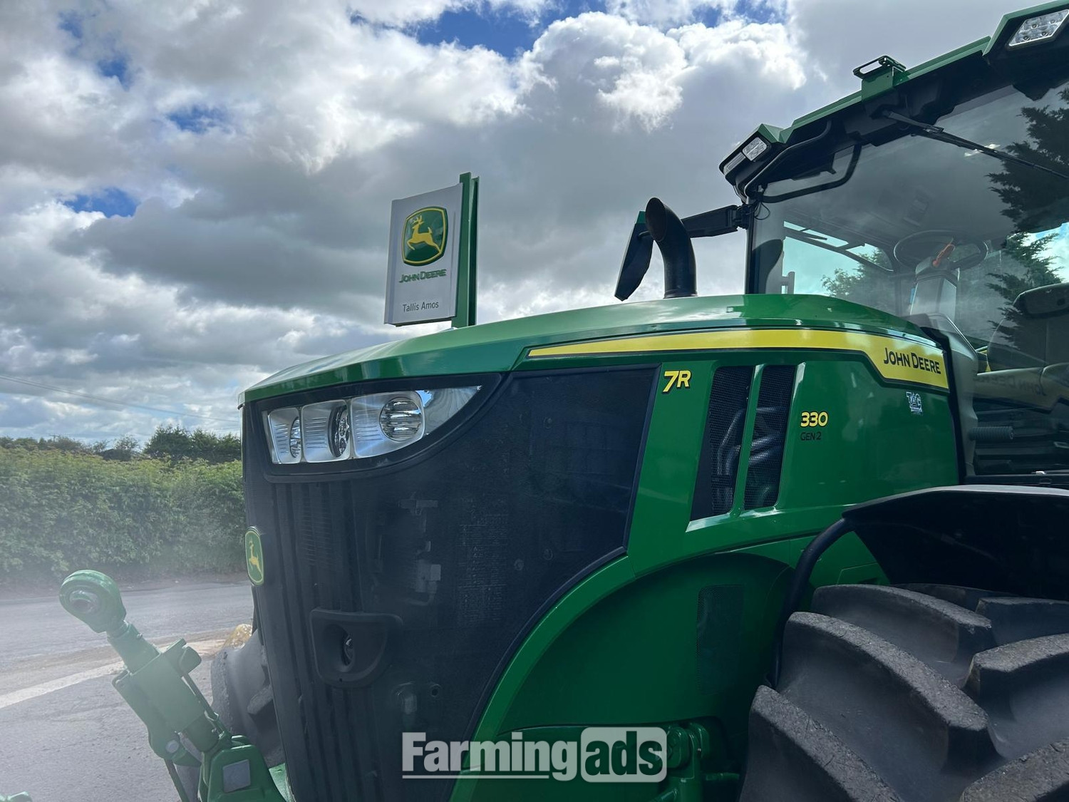 {CATEGORY} - John Deere 7R 330 (2022) Tractor