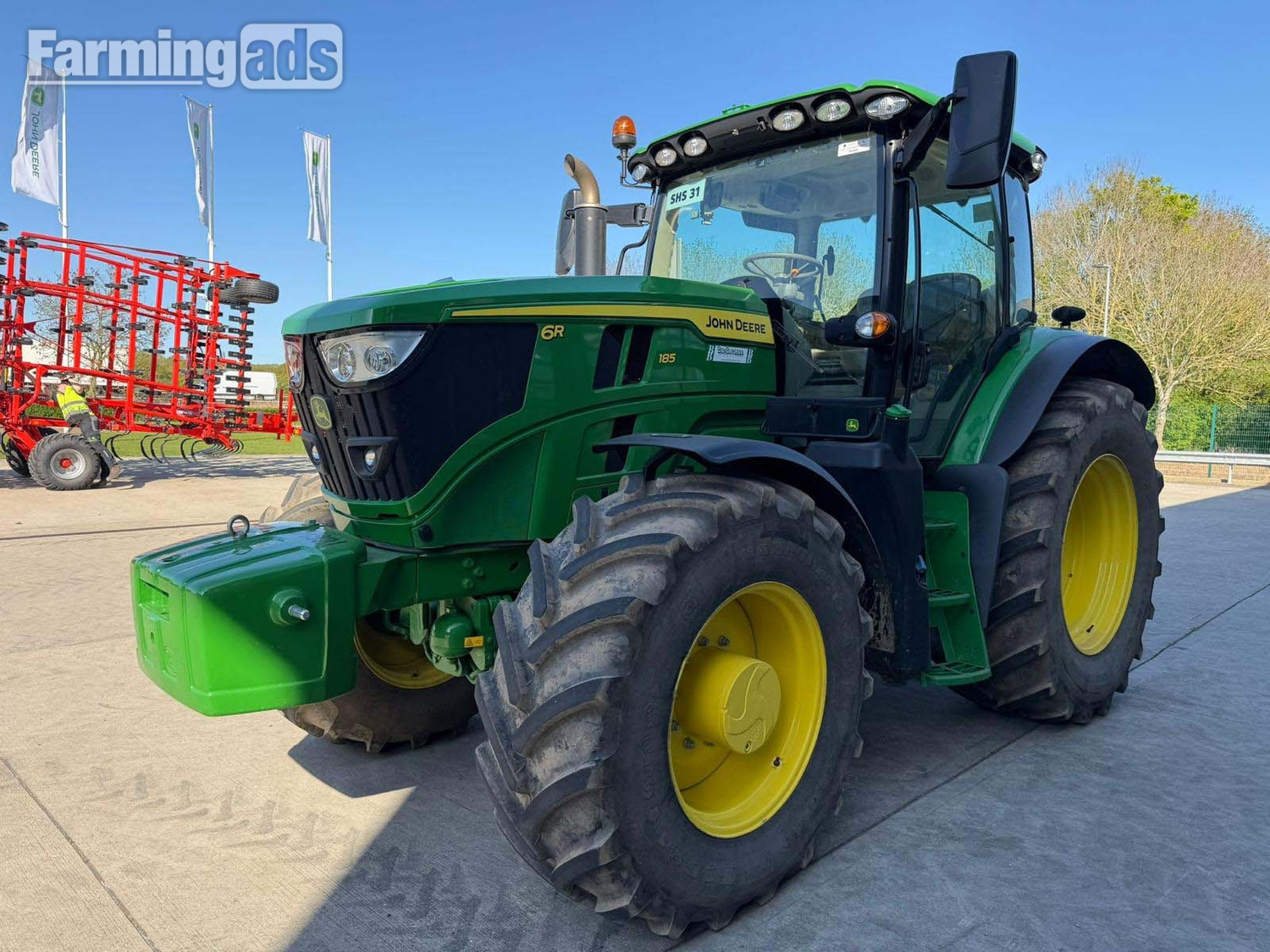 John Deere 6R 185 (2025) Tractor - {CATEGORY}