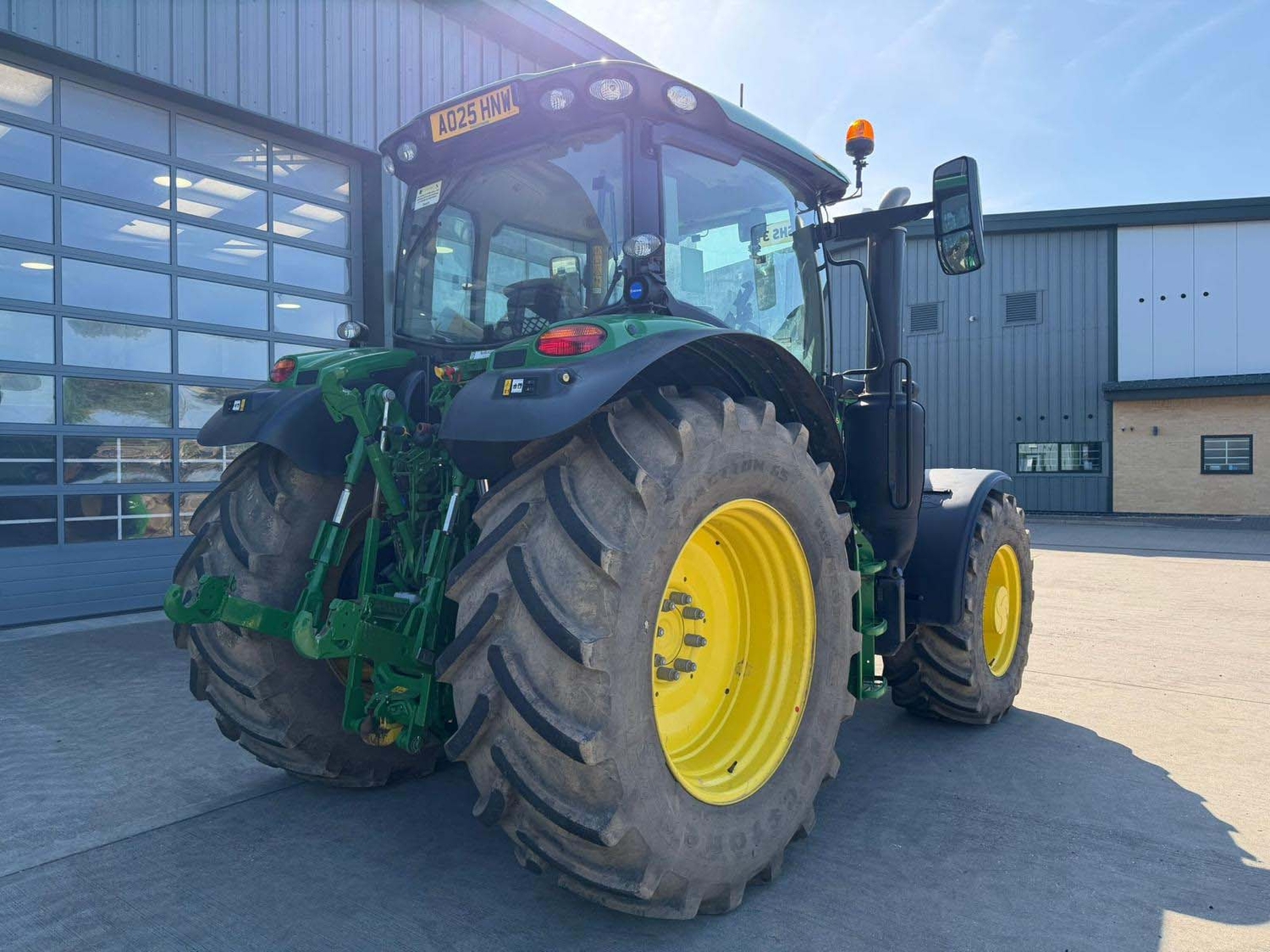 {CATEGORY} - John Deere 6R 185 (2025) Tractor