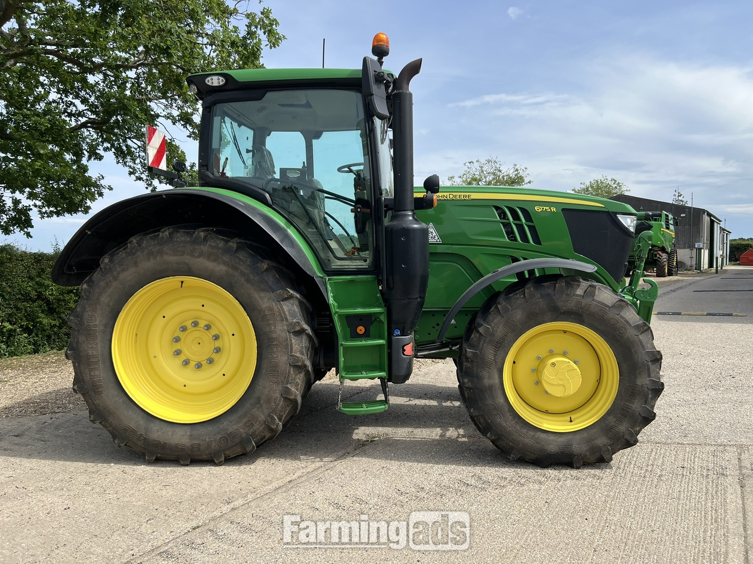 John Deere 6175R (2022) Tractor - {CATEGORY}