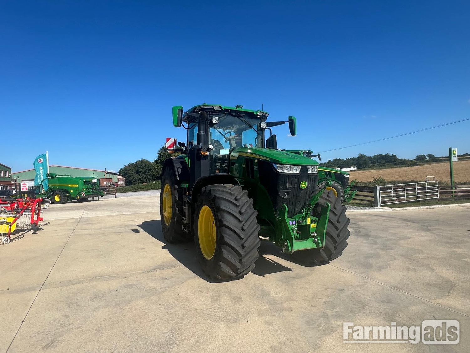 John Deere 7R 350 (2023) Tractor - {CATEGORY}