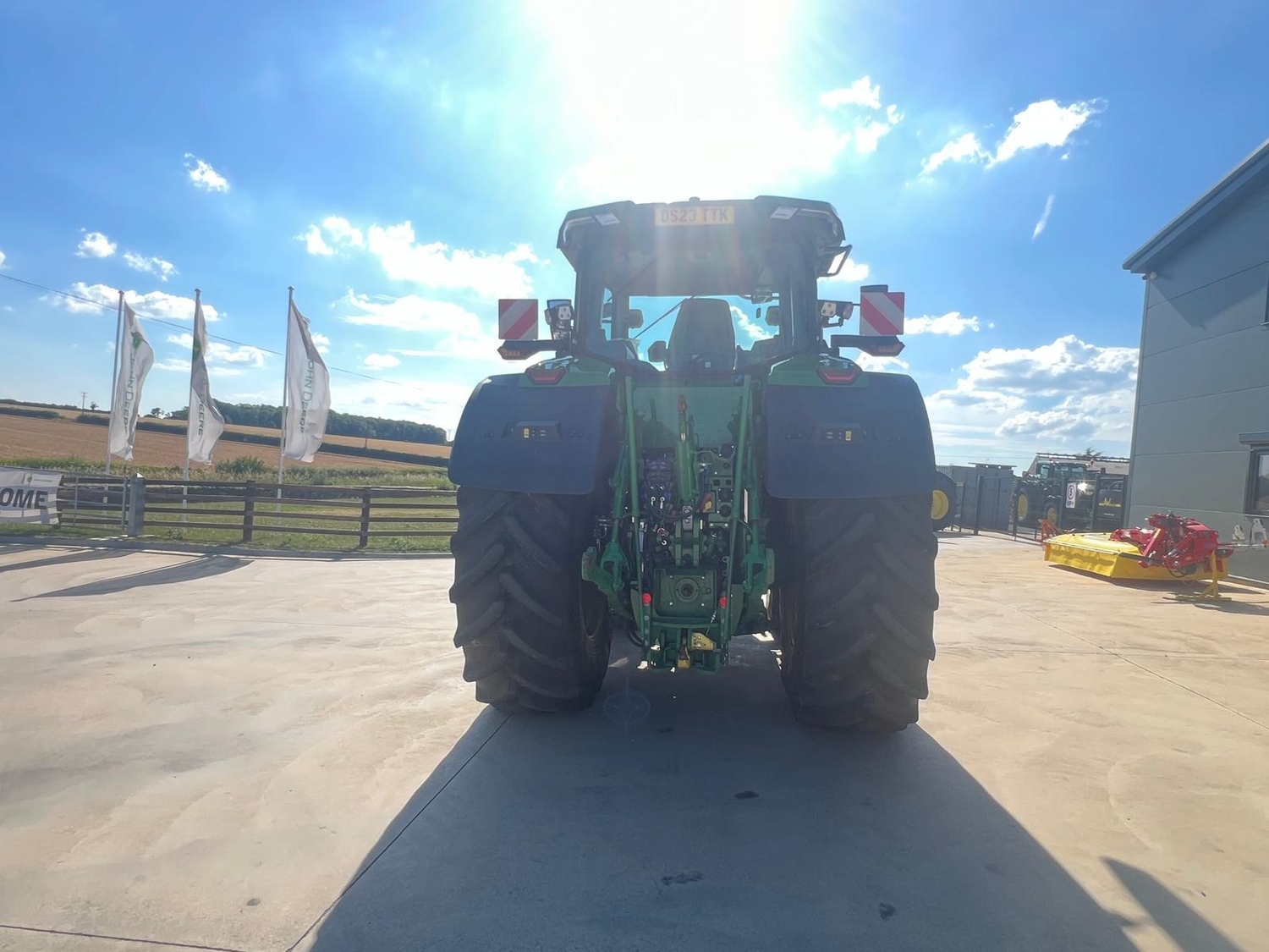 {CATEGORY} - John Deere 7R 350 (2023) Tractor