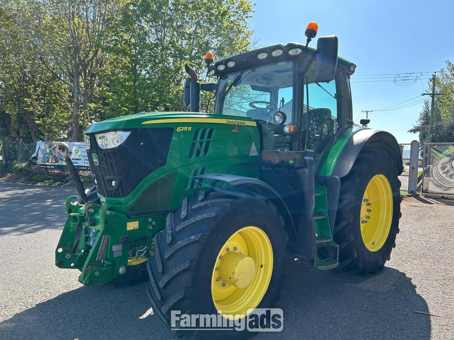 John Deere 6215R (2021) Tractor