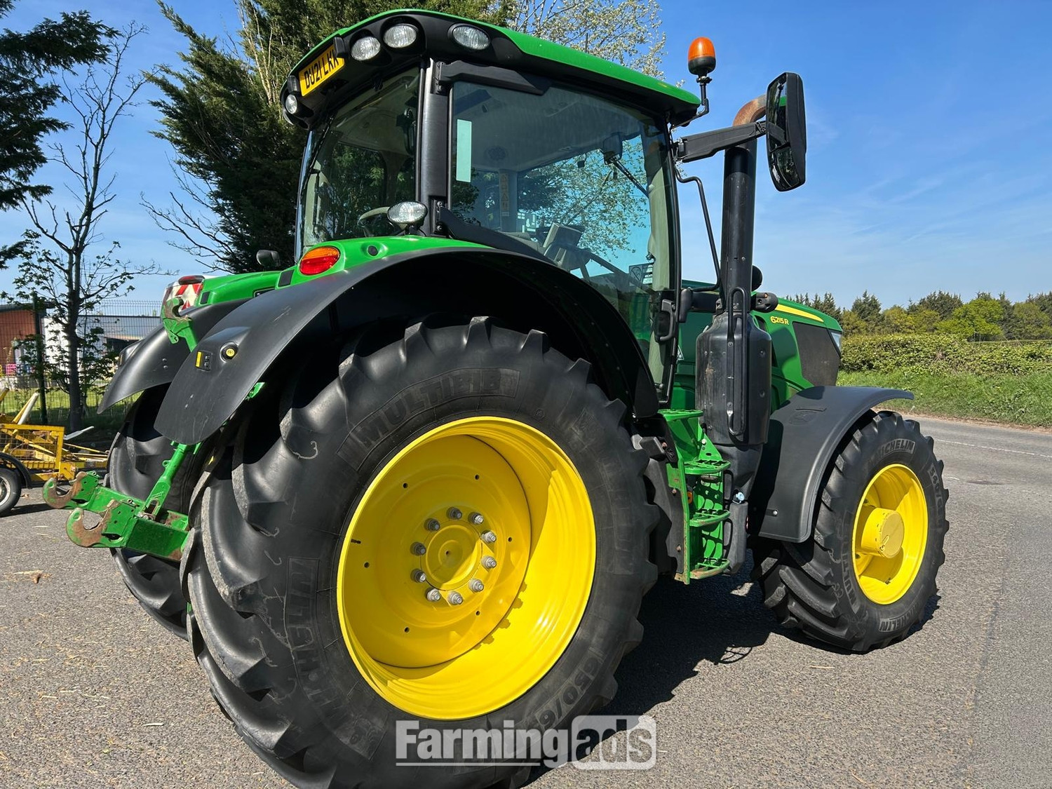 John Deere 6215R (2021) Tractor 
