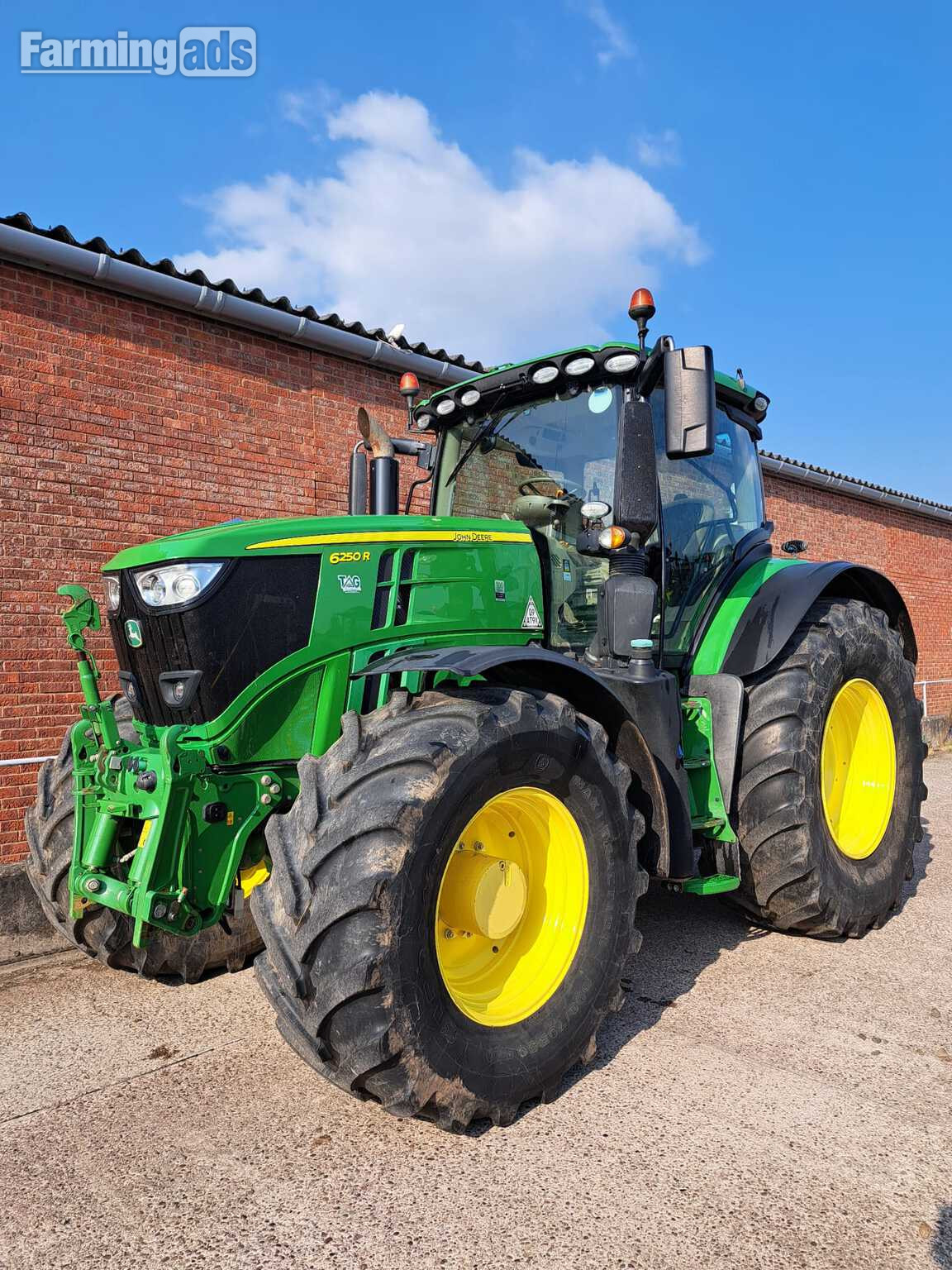 John Deere 6250R (2018) Tractor