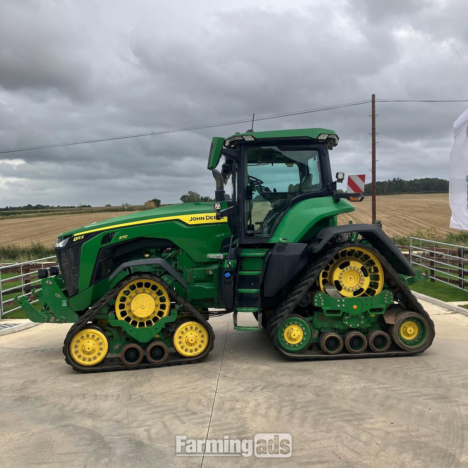  John Deere 8RX 370 (2021) Tractor