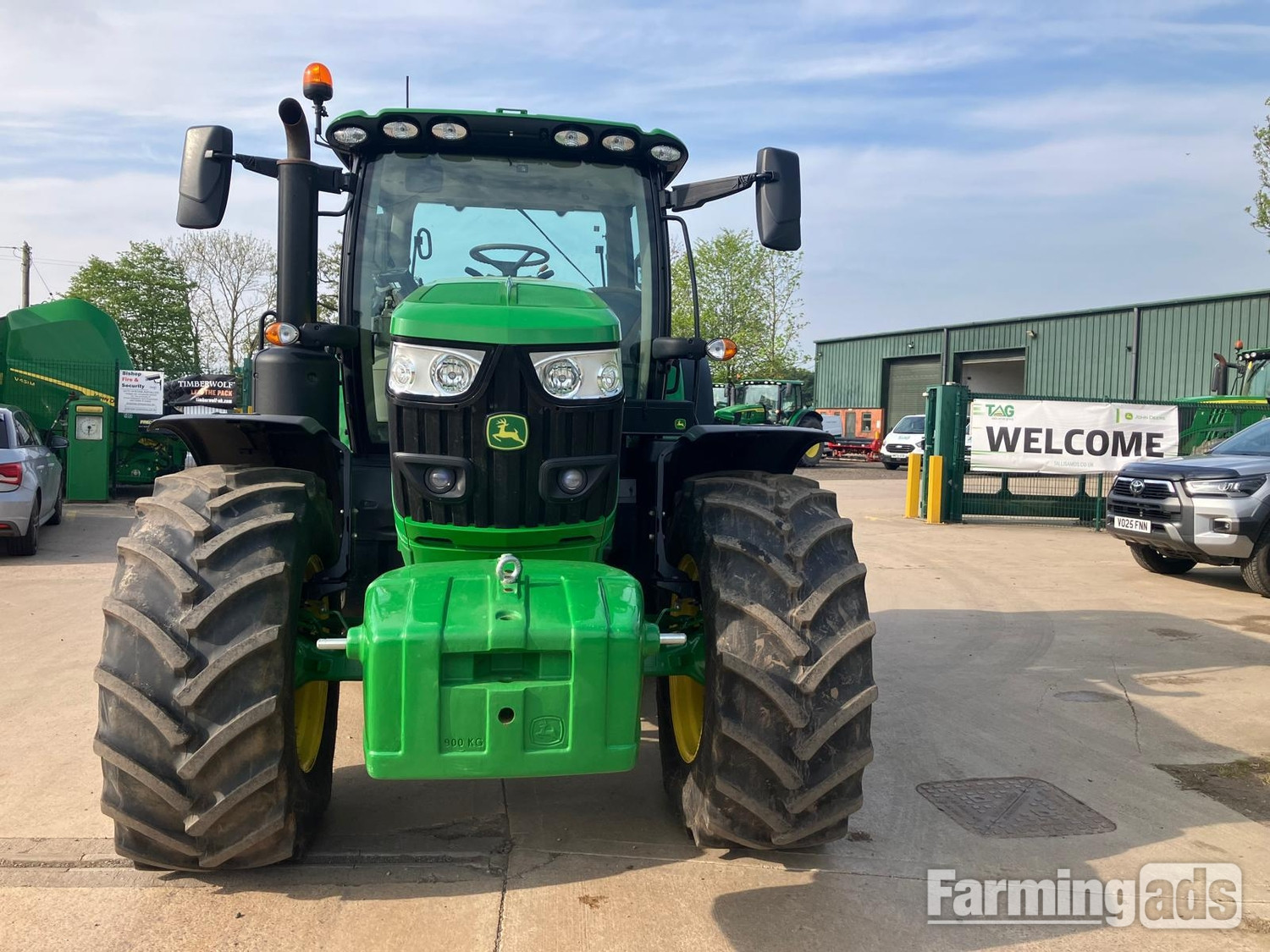 John Deere 6R 185 (2024) Tractor - {CATEGORY}