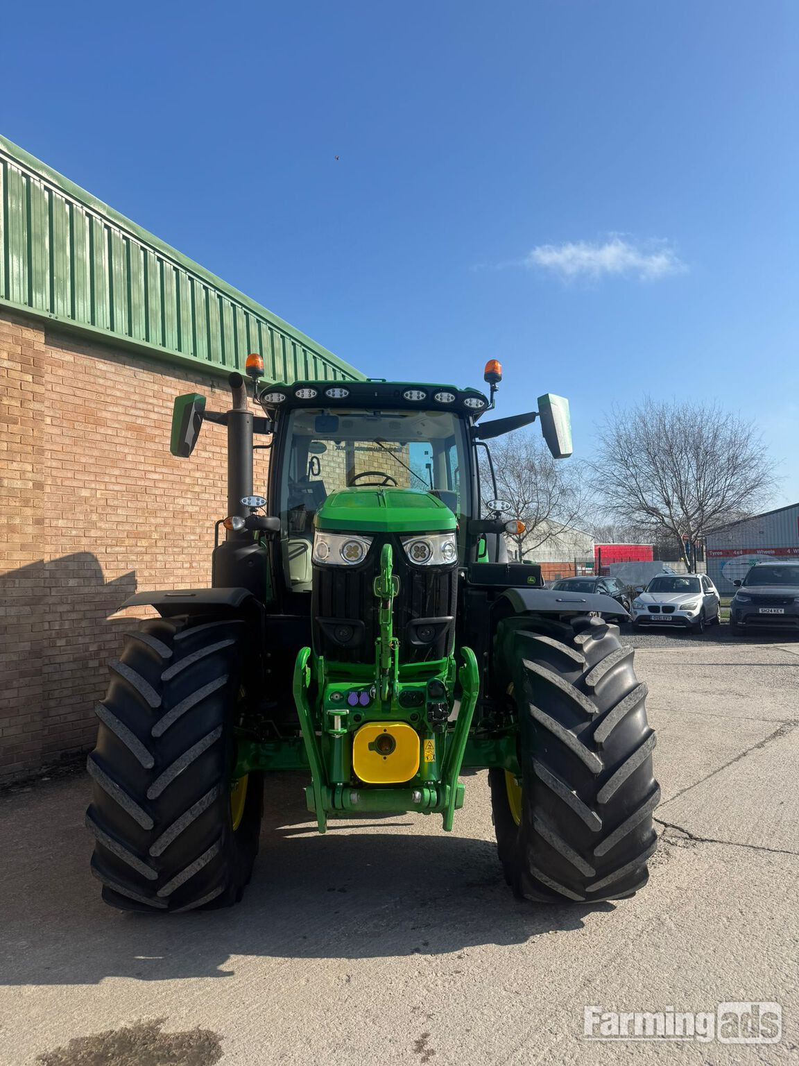  John Deere 6R 215 (2024) Tractor