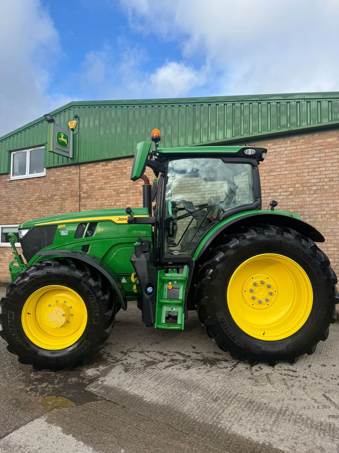 John Deere 6R 155 (2024) Tractor