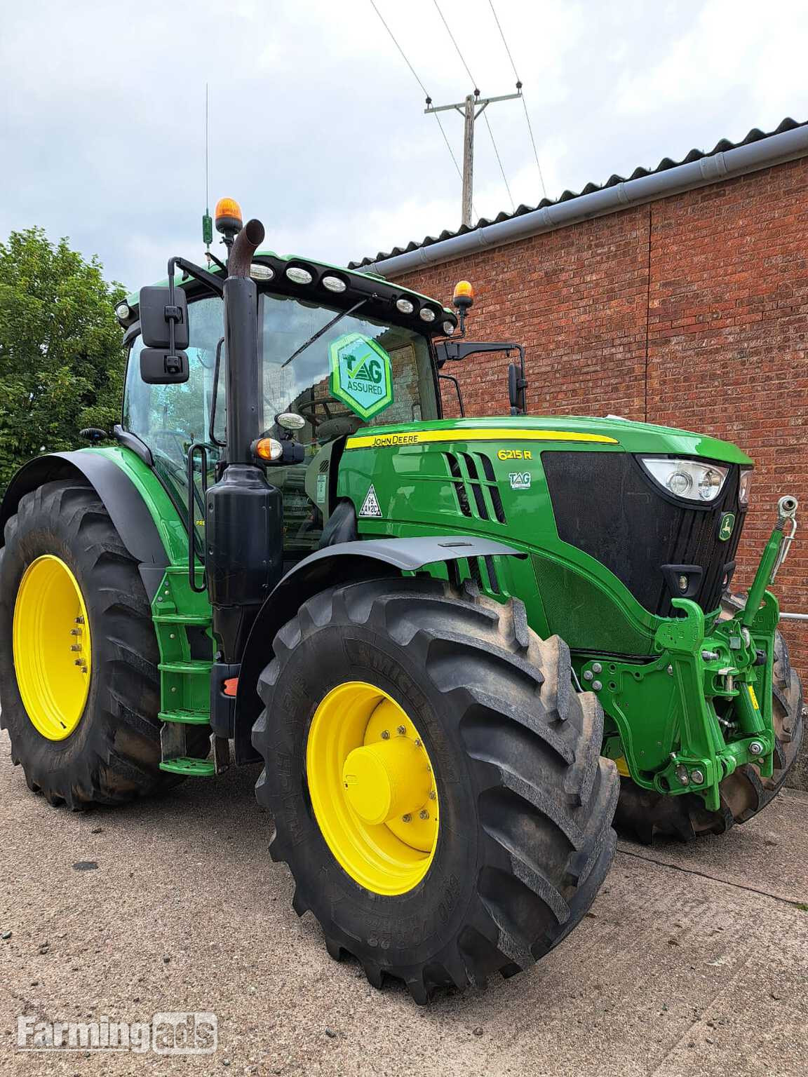 John Deere 6215R (2022) Tractor
