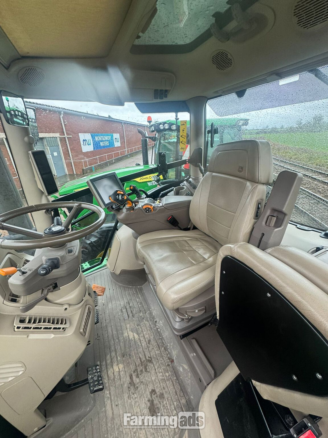 John Deere 6R 175 (2023) Tractor - {CATEGORY}