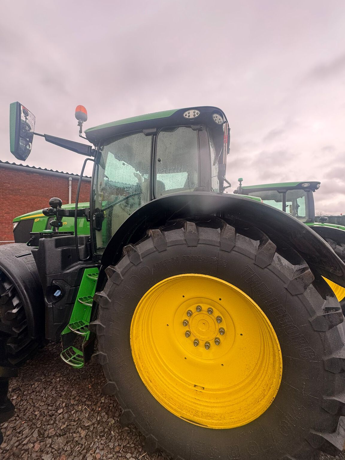 John Deere 6R 175 (2023) Tractor - {CATEGORY}