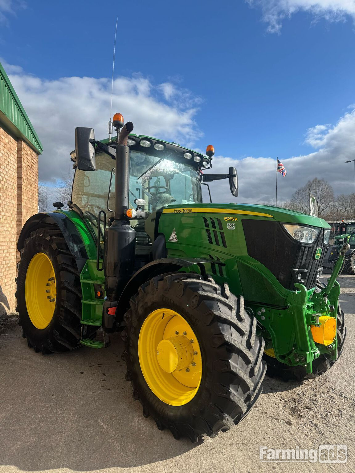 John Deere 6215R (2021) Tractor 