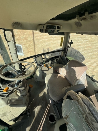 John Deere 6215R (2021) Tractor