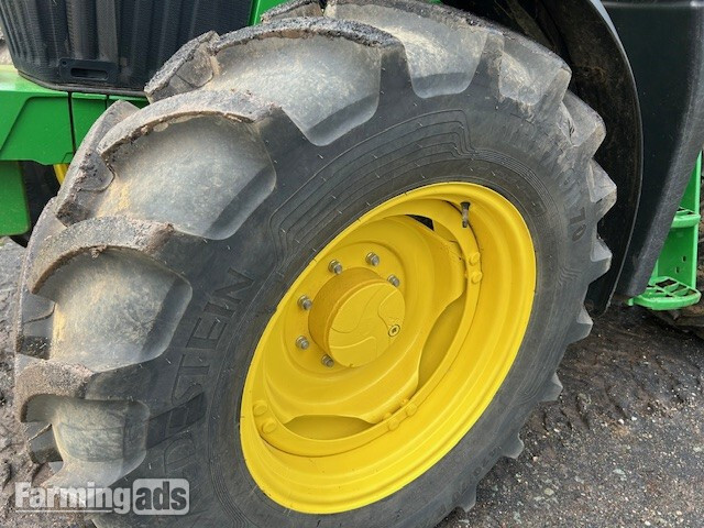 John Deere 6120M (2023) Tractor