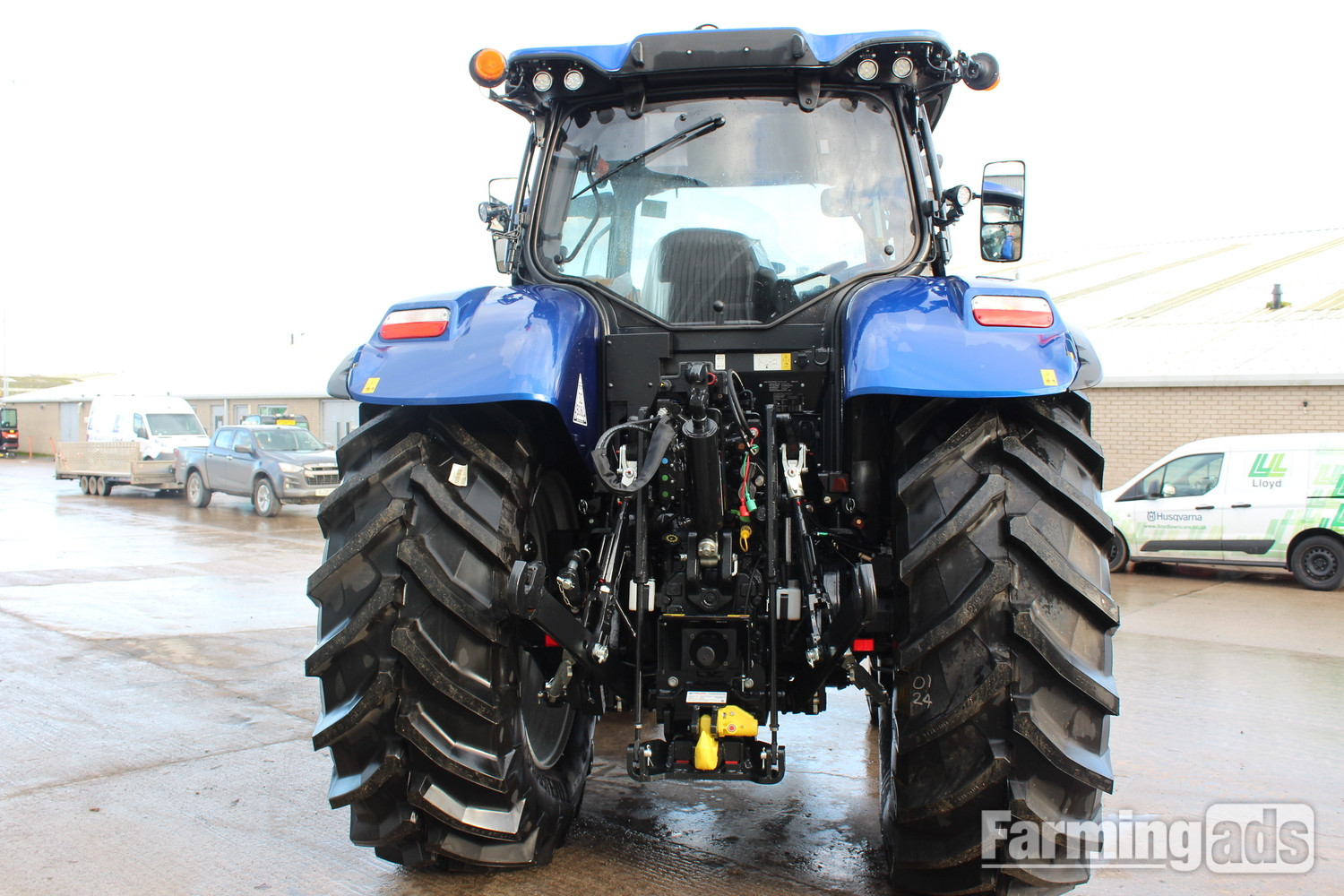 Other T7.225 () Tractor - {CATEGORY}