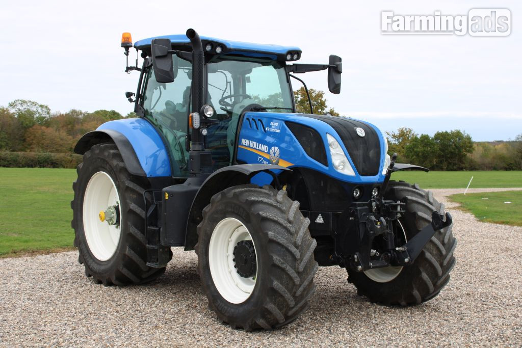 New Holland T7.260 () Tractor