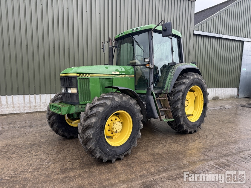  John Deere  (1995) Tractor