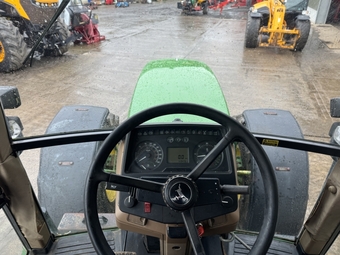 John Deere  (1995) Tractor