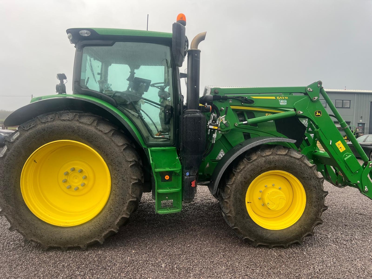 John Deere 6R 185 (2025) Tractor - {CATEGORY}