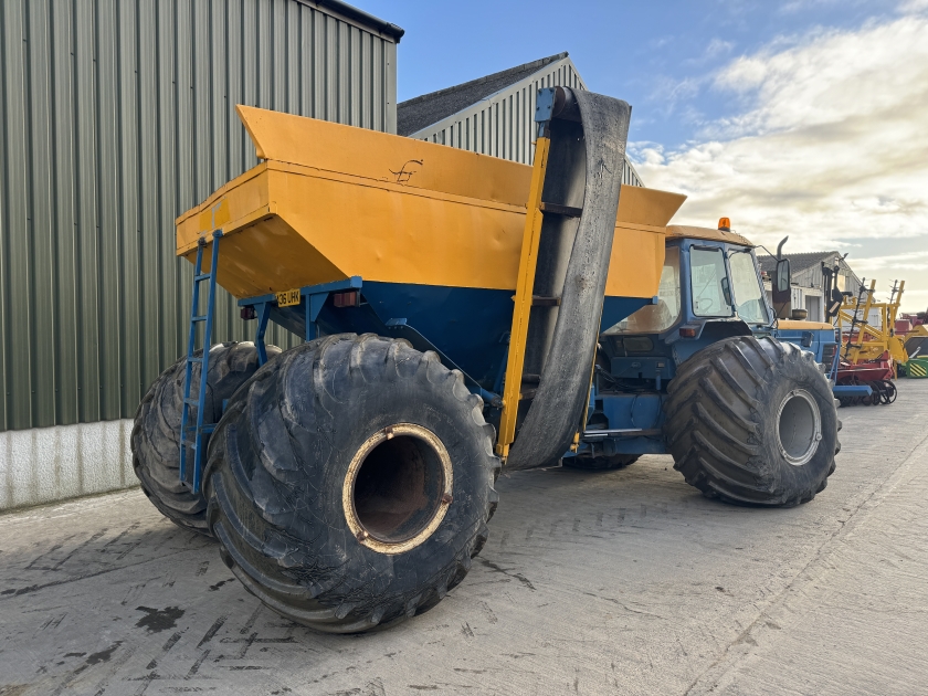 Ford  () Tractor - {CATEGORY}