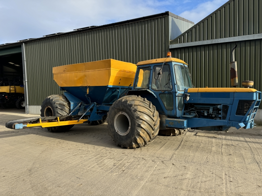 Ford  () Tractor - {CATEGORY}