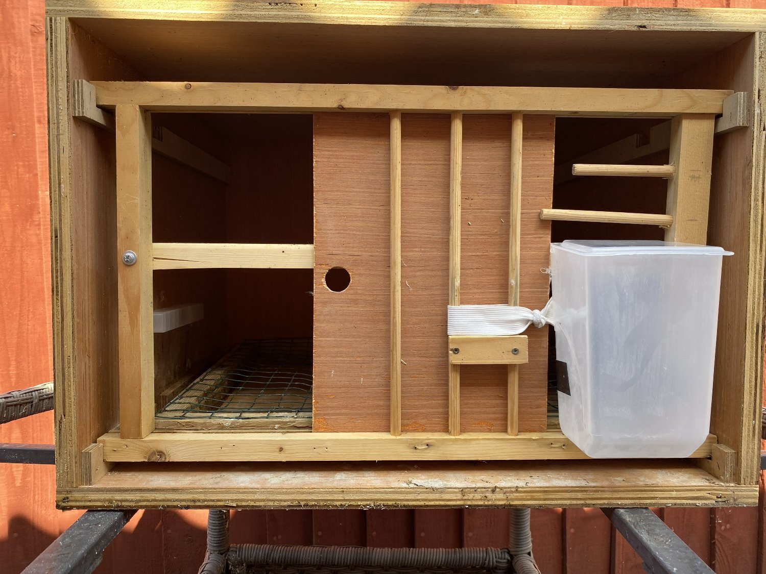 Pigeon nest boxes - {CATEGORY}
