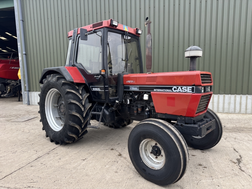  Case IH  () Tractor