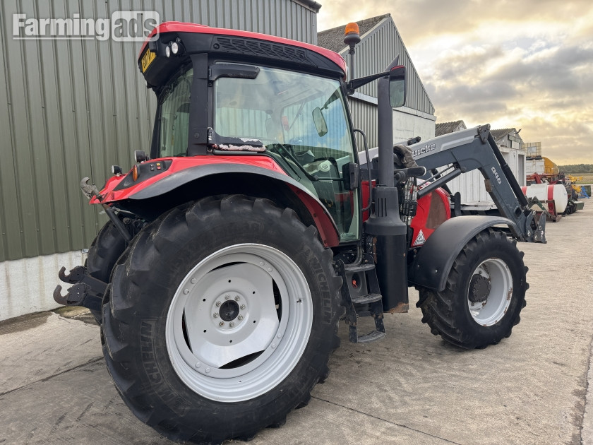 McCormick  (2017) Tractor - {CATEGORY}