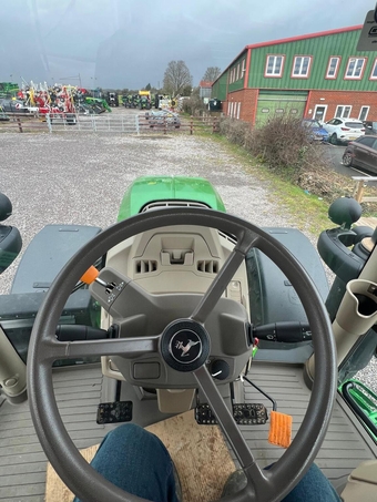 John Deere 6R 130 (2024) Tractor