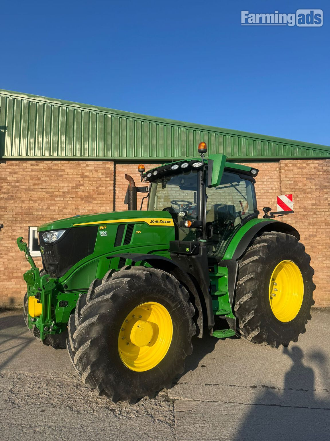 John Deere 6R 215 (2024) Tractor